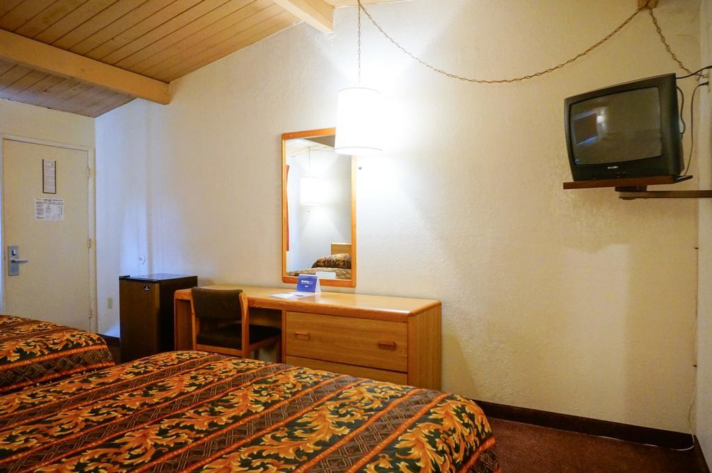 Ez 8 Motel San Jose II Eksteriør billede