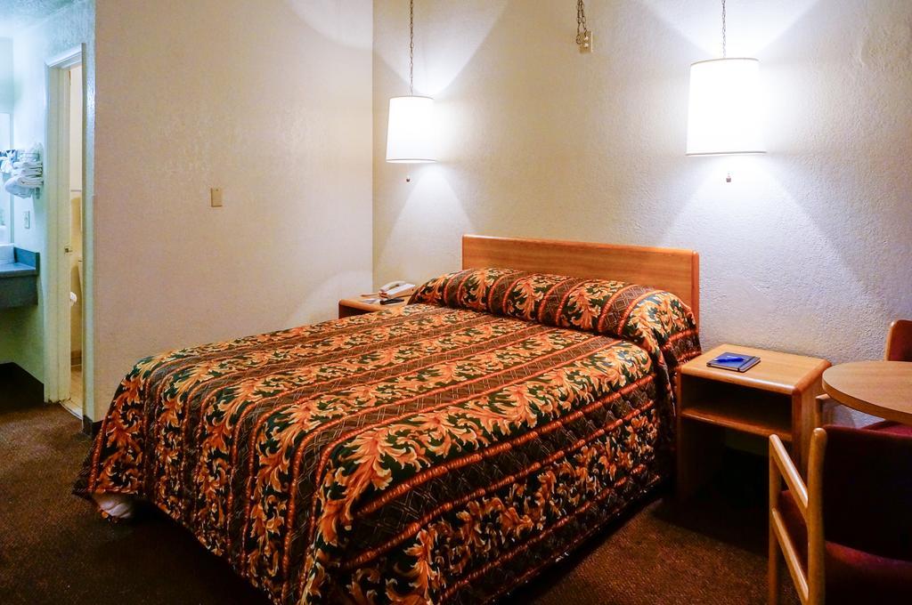 Ez 8 Motel San Jose II Værelse billede